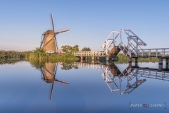 "Windmill at sunrise Kinderdijk-Holland" / Photographer - Jasper Legrand